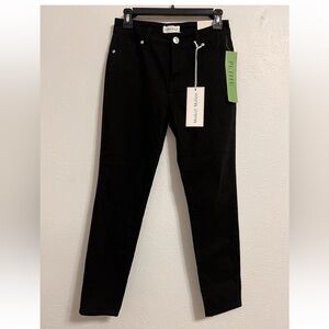 NWT Women’s Petite Black Modest Motion Skinny Bedazzled Pants Jeans Size 6P